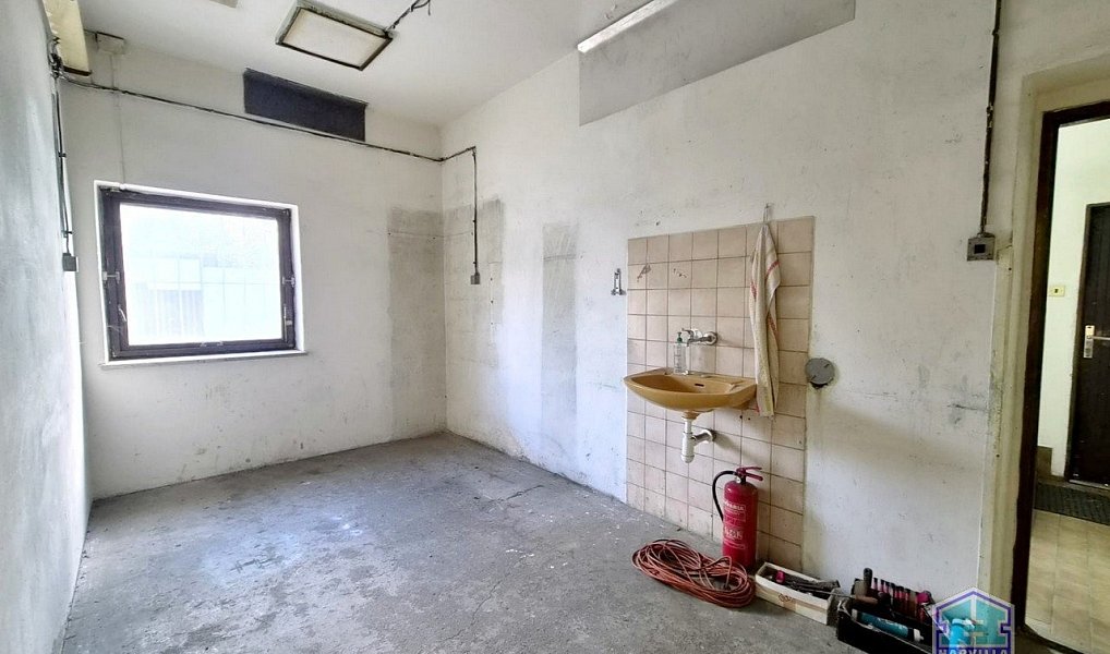Prodej výrobních prostor 320 m², Stříbro – náhled fotky 17
