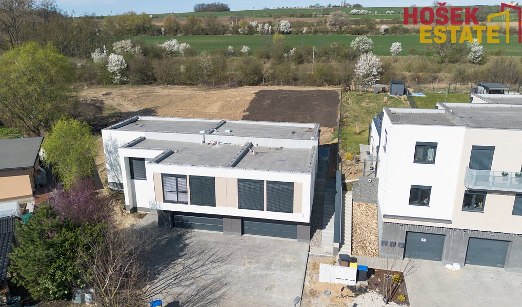 Prodej domu 197 m² s pozemkem 737 m², Holubice – náhled fotky 28