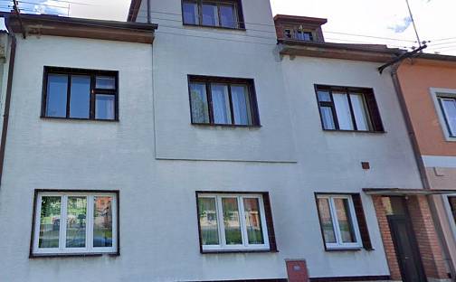 Prodej domu 263 m² s pozemkem 467 m², náměstí Komenského, Horní Jelení, okres Pardubice