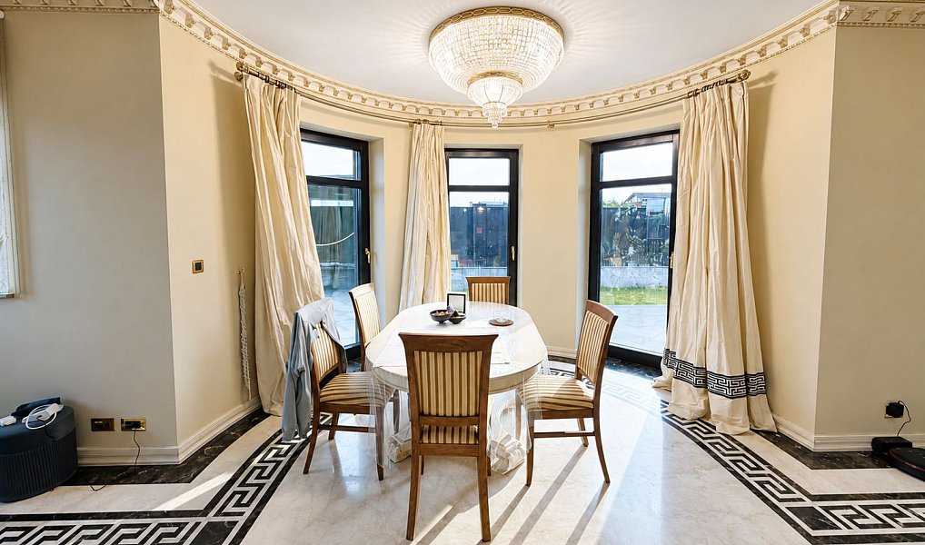 Prodej domu 250 m² s pozemkem 400 m², Praha – náhled fotky 11