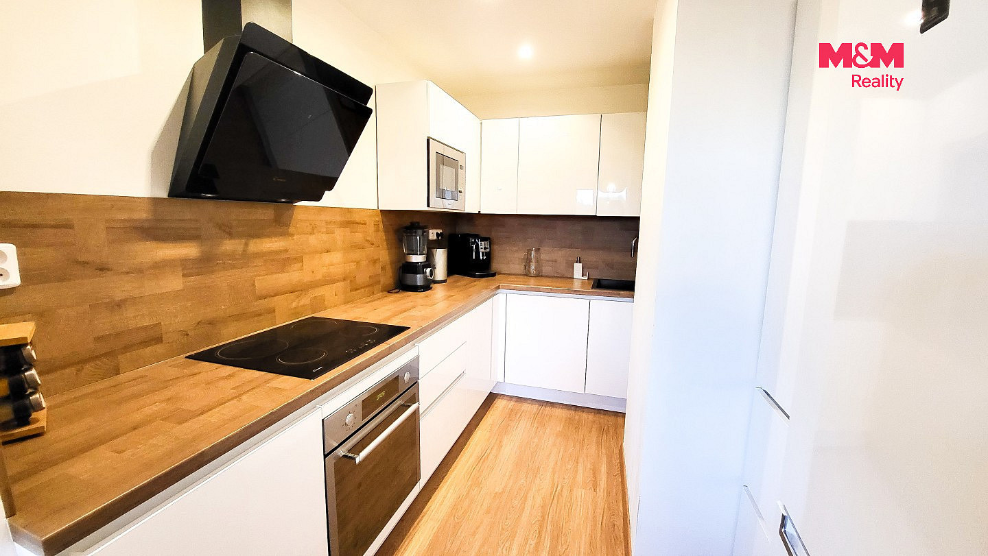 Pronájem bytu 3+kk 90 m² – fotografie 3