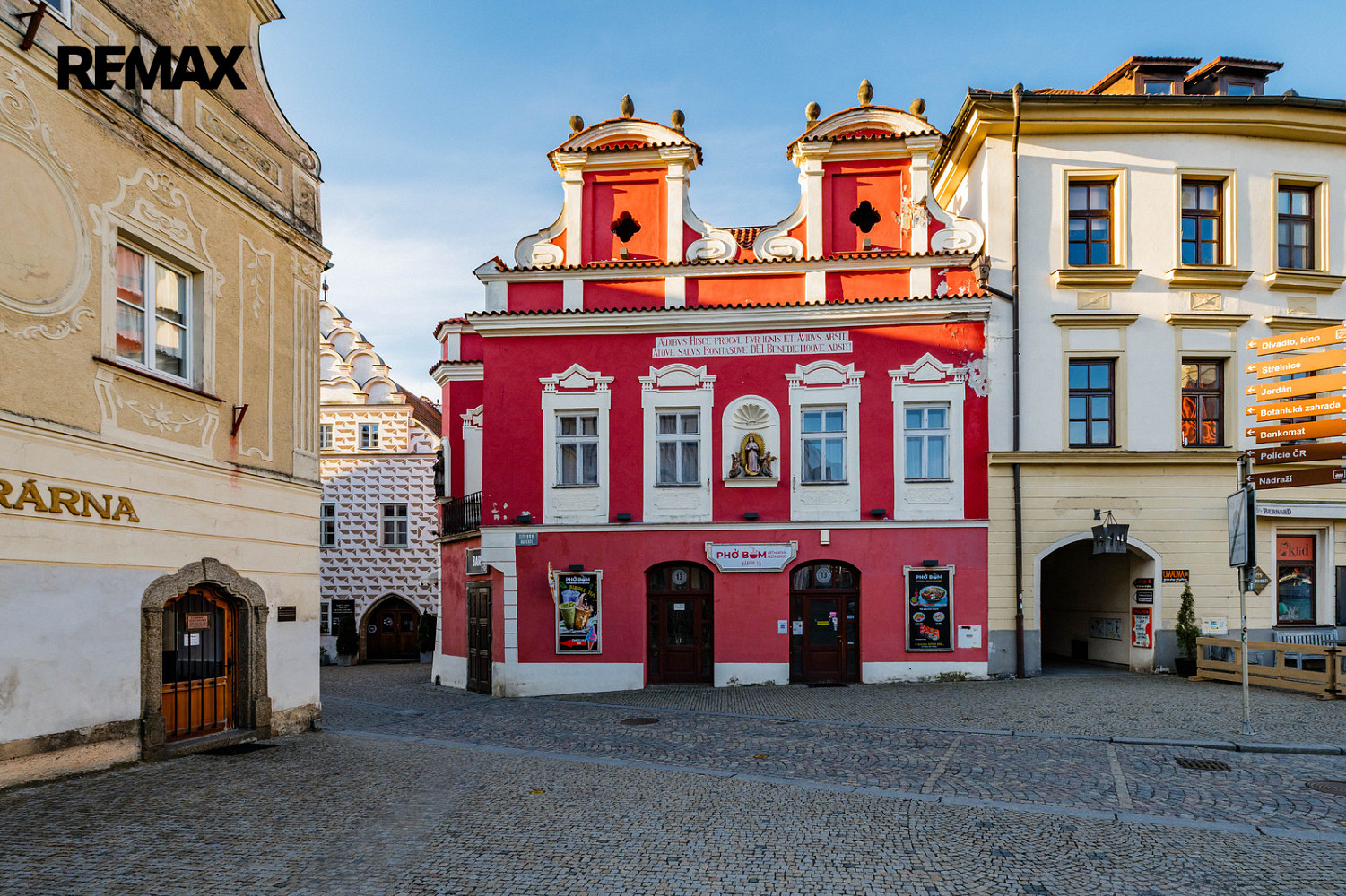 Prodej nájemního domu, činžáku 266 m²