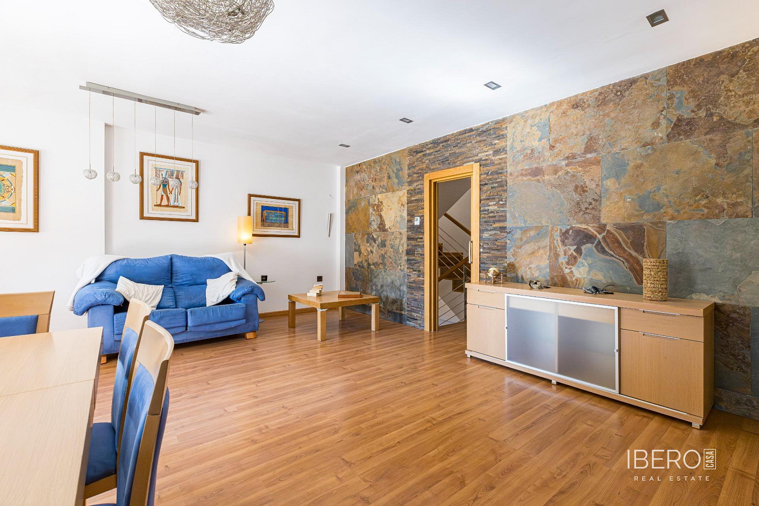 Prodej domu 180 m² s pozemkem 500 m² — photo 2