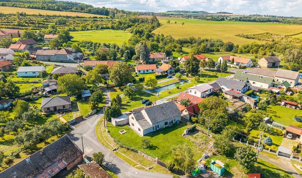 Prodej domu 148 m² s pozemkem 950 m², Grunta – náhled fotky 7