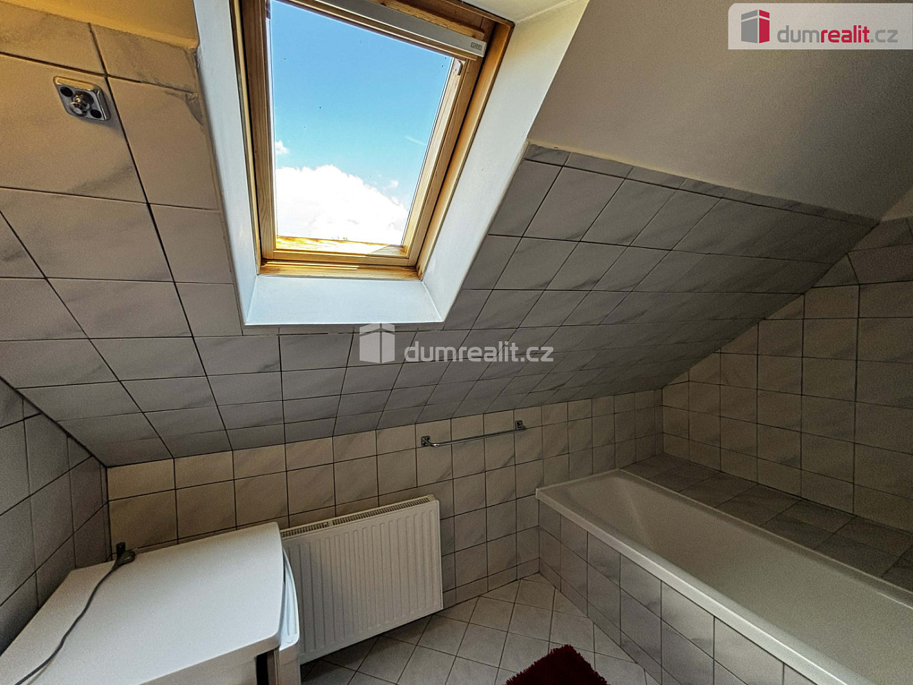 Pronájem bytu 3+kk 75 m² — photo 3