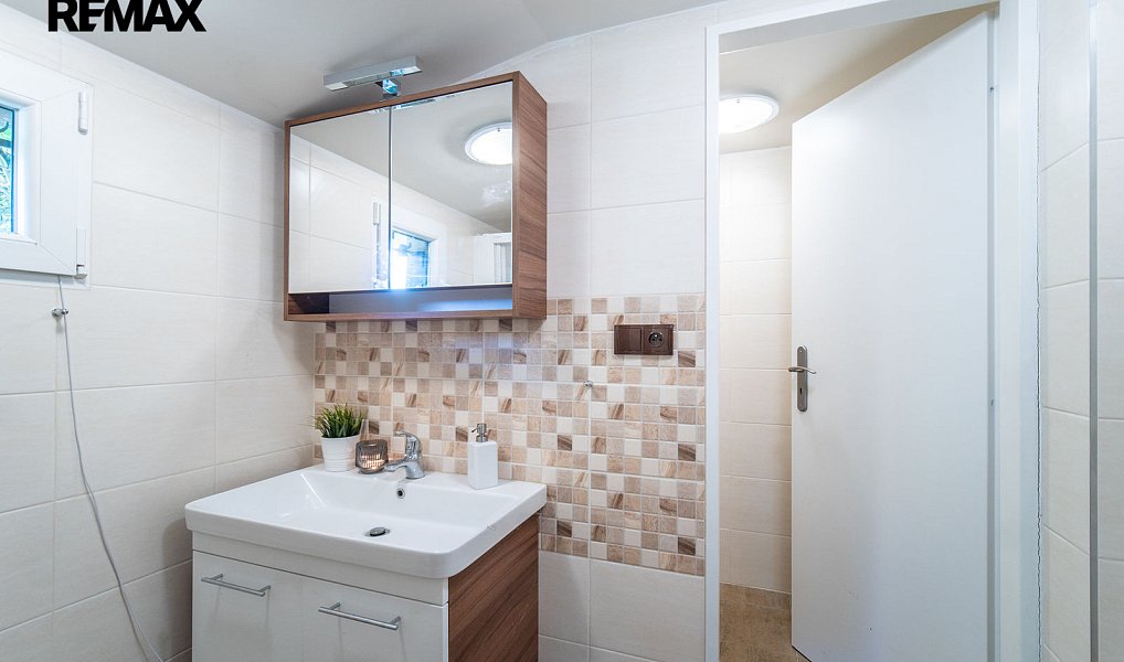 Prodej chaty/chalupy 69 m² s pozemkem 575 m², Český Šternberk – náhled fotky 8