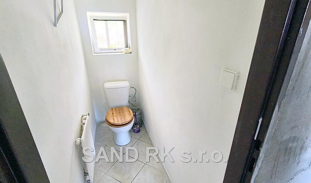 Prodej domu 170 m² s pozemkem 747 m², Chodov – náhled fotky 27