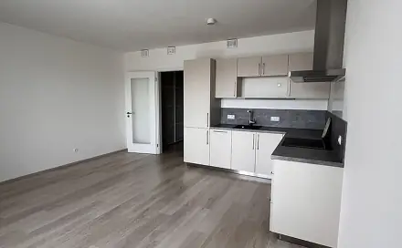 Pronájem bytu 1+kk 38 m², Hornoměcholupská, Praha 10 - Horní Měcholupy