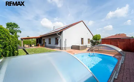 Prodej domu 151 m² s pozemkem 716 m², Žerotínova, Pečky, okres Kolín