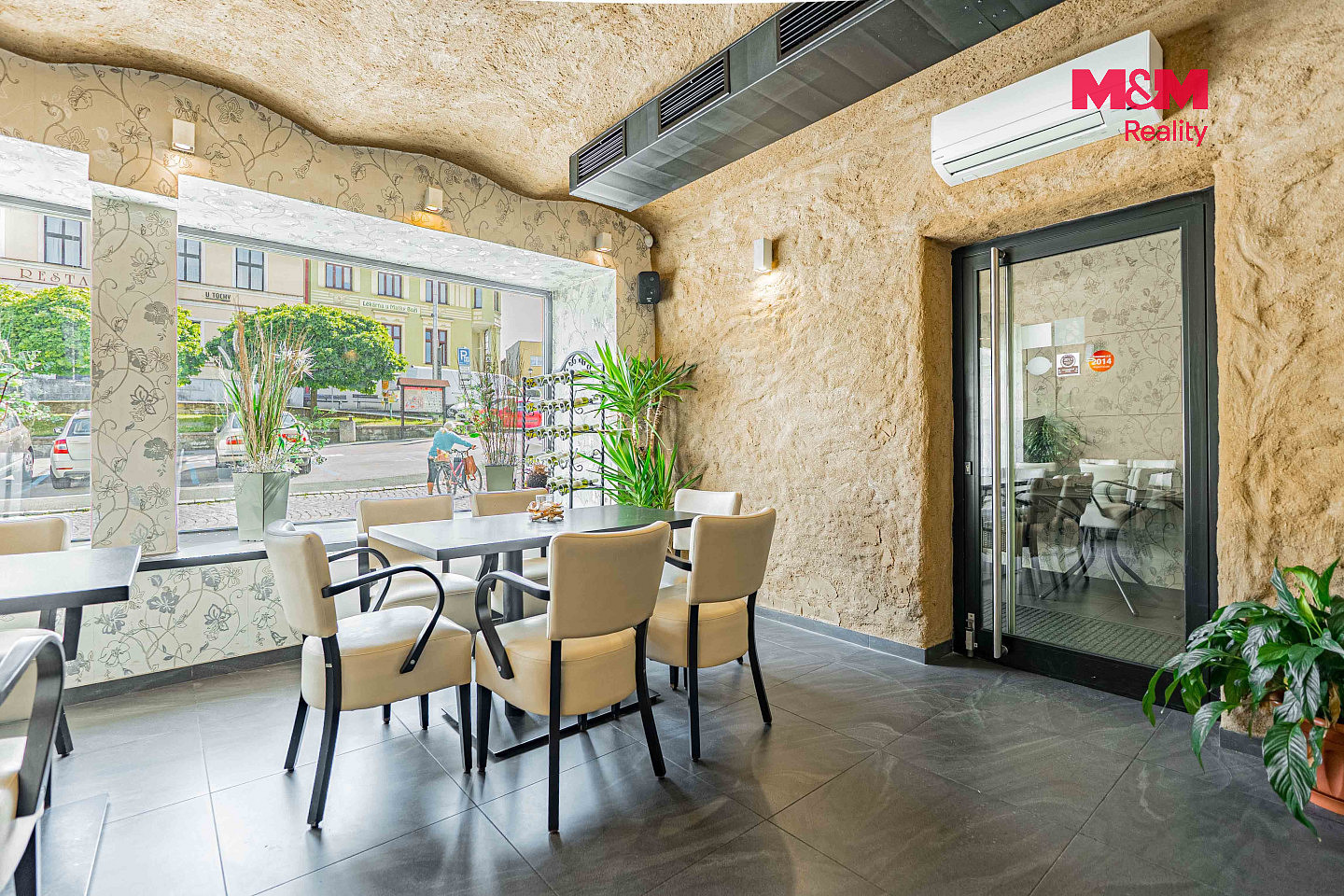 Prodej restaurace 350 m² – fotografie 2