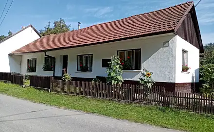 Prodej chalupy 95 m² s pozemkem 1 850 m², Stražisko - Maleny, okres Prostějov