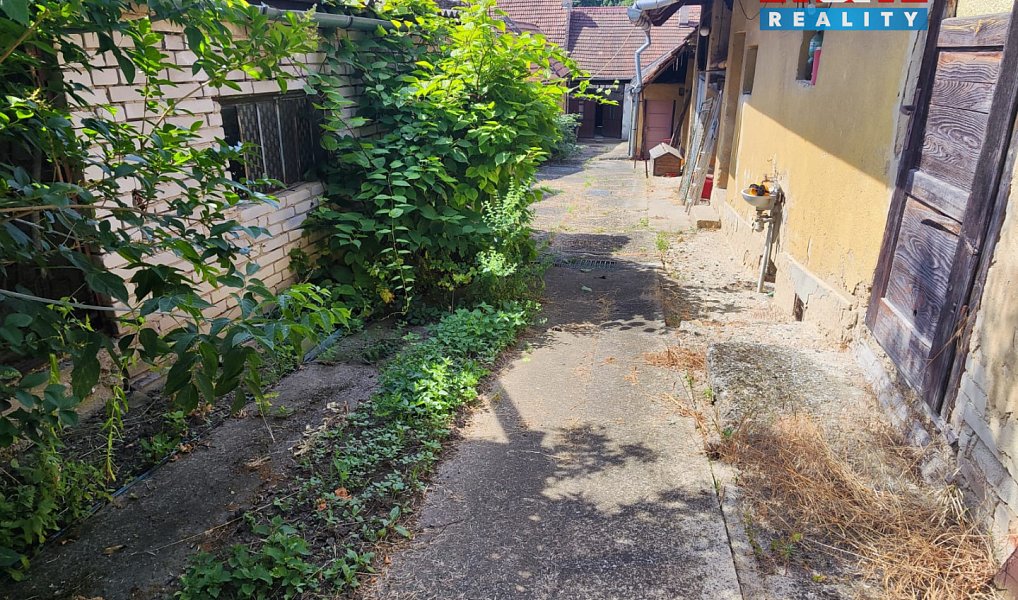 Prodej domu 120 m² s pozemkem 2 878 m², Blatnice pod Svatým Antonínkem – náhled fotky 8