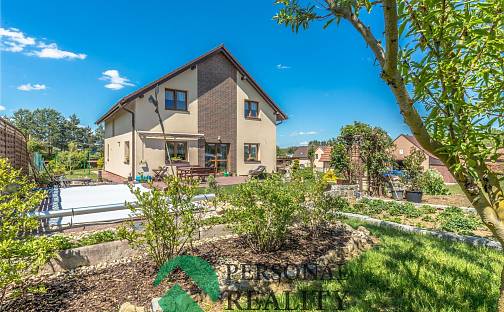 Prodej domu 208 m² s pozemkem 1 896 m², Karlštejnská, Tachlovice, okres Praha-západ