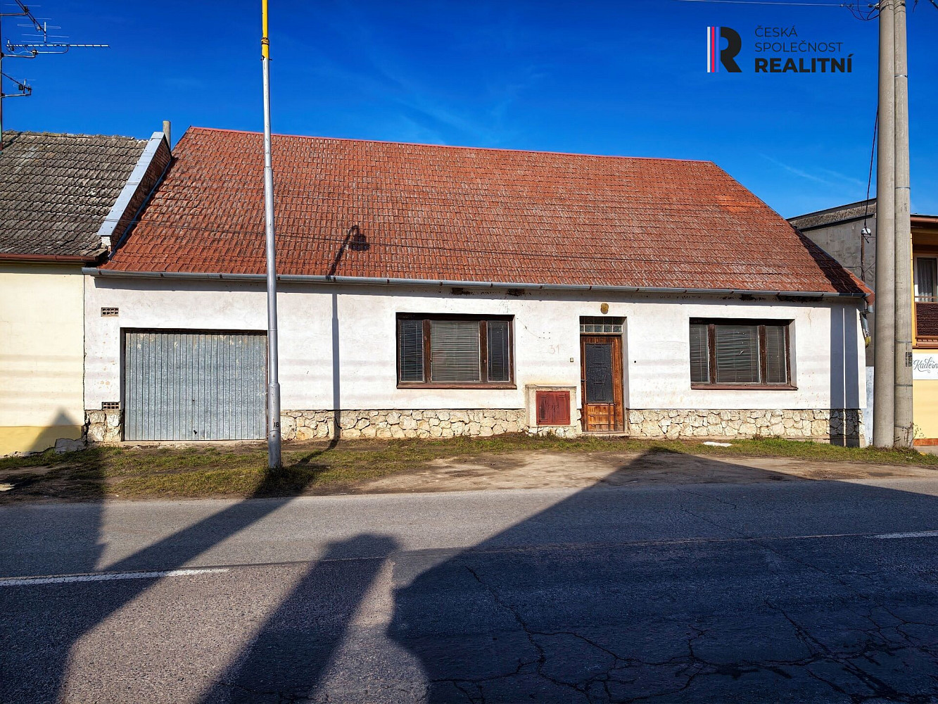 Prodej domu 1 000 m² s pozemkem 946 m² – fotografie 2