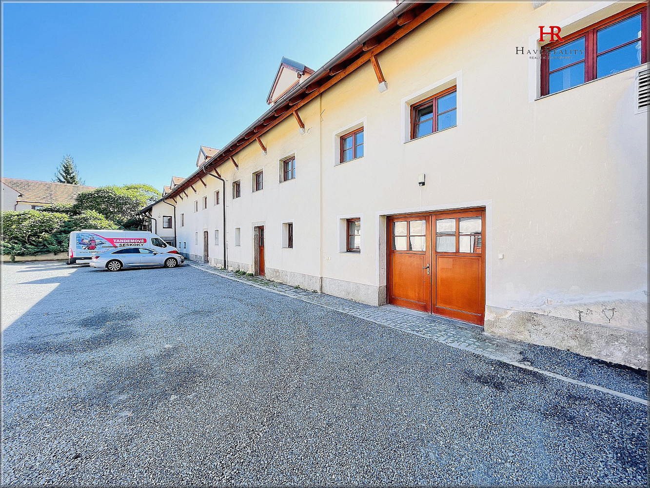 Prodej komerčního objektu (jiného typu) 800 m² – fotografie 3