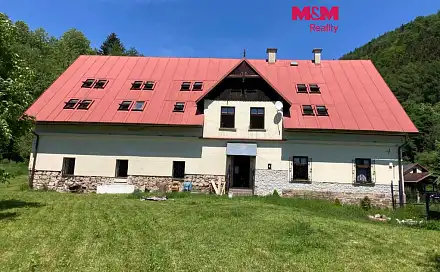 Pronájem chaty/chalupy 639 m² s pozemkem 2 940 m², Bernartice, okres Trutnov