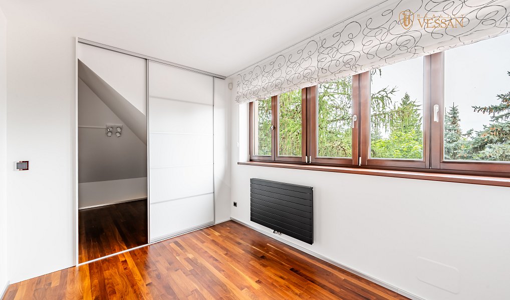 Prodej vily 474 m², Praha – náhled fotky 28