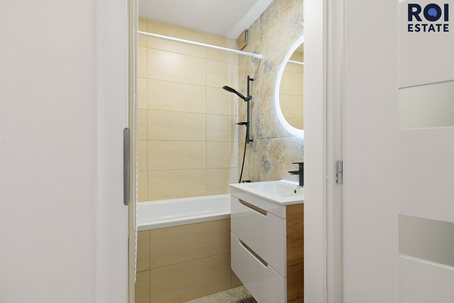 Pronájem bytu 2+1 53 m² – fotografie 2
