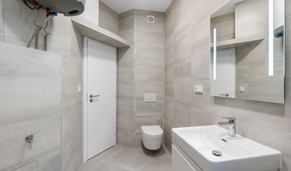 Prodej bytu 2+1 48 m², Praha – náhled fotky 3