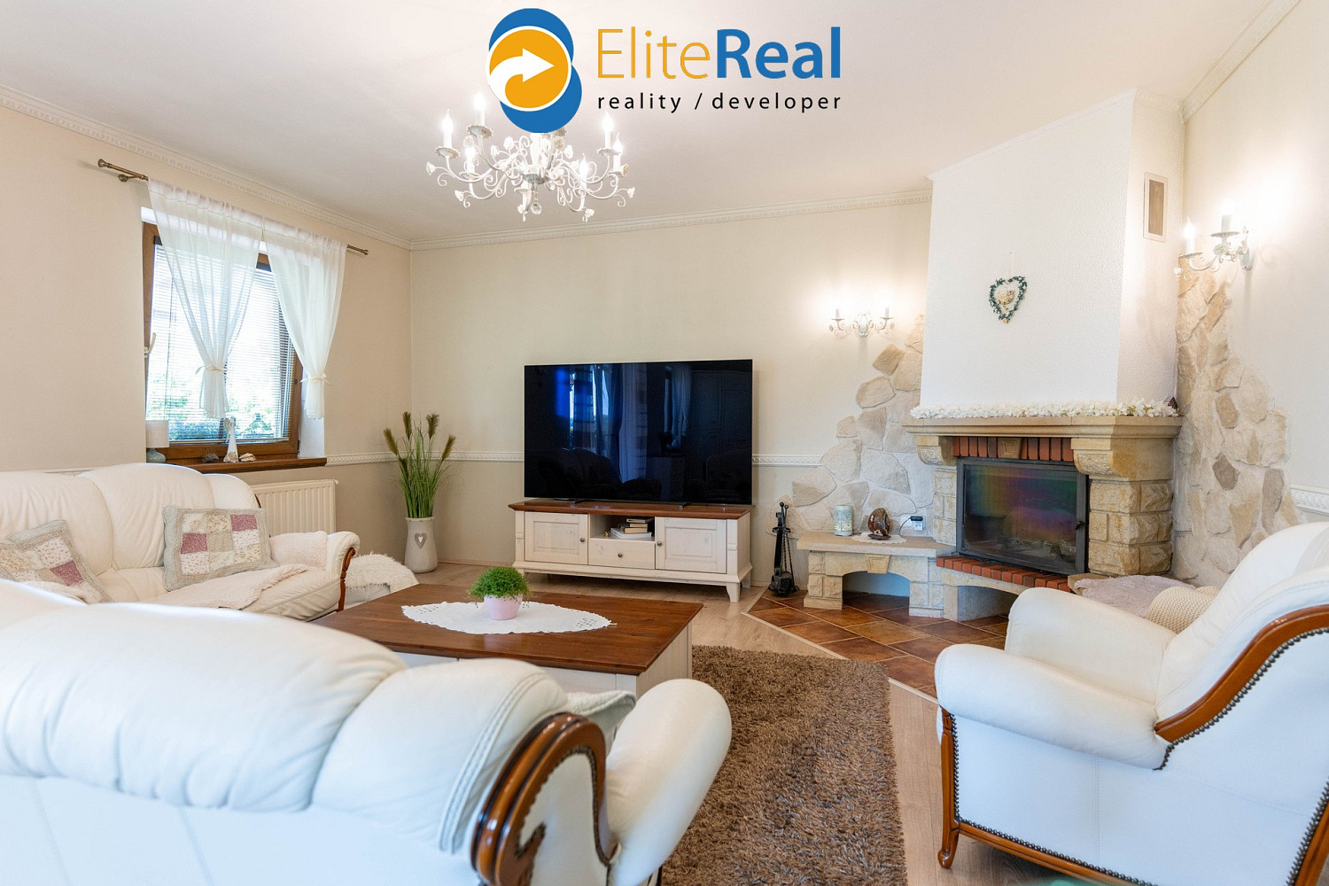 Prodej domu 344 m² s pozemkem 2 194 m² - More