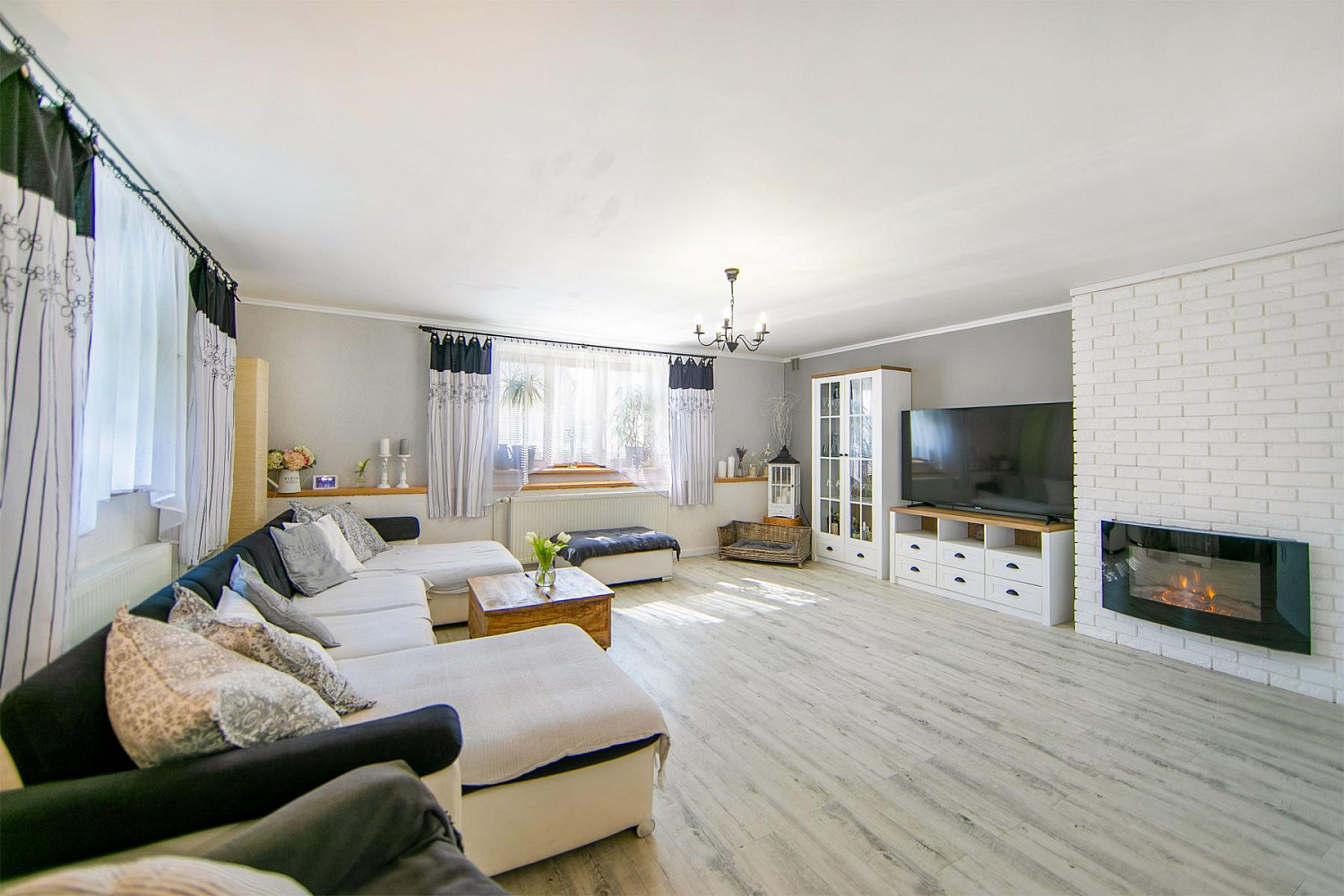 Prodej domu 208 m² s pozemkem 2 171 m² – fotografie 5