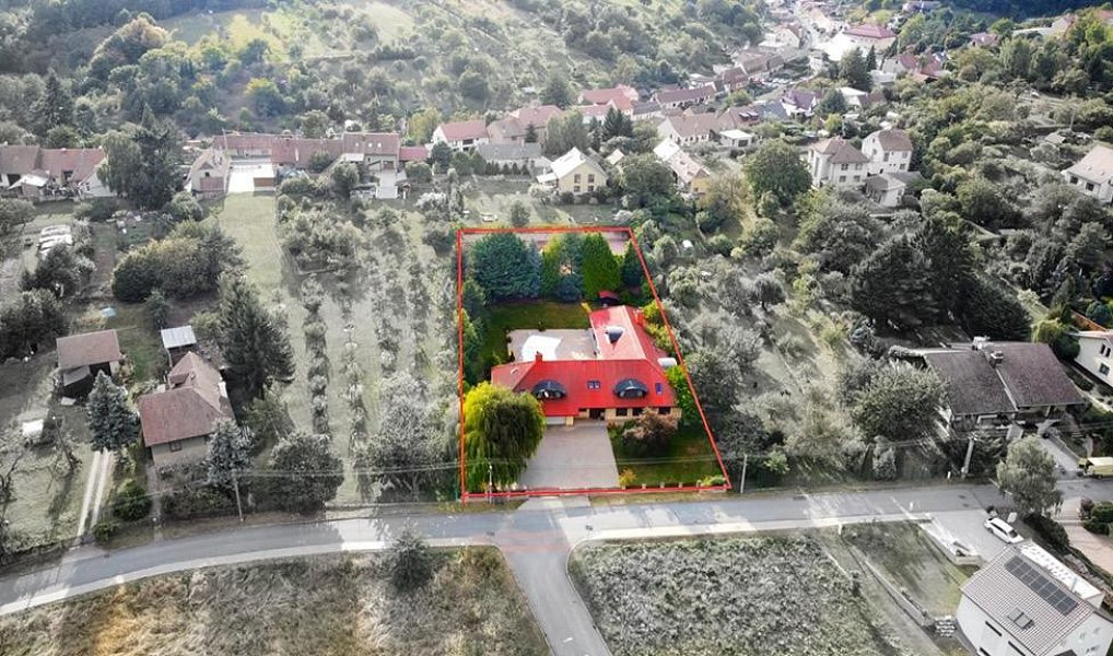 Prodej domu 392 m² s pozemkem 3 190 m², Olšany – náhled fotky 31