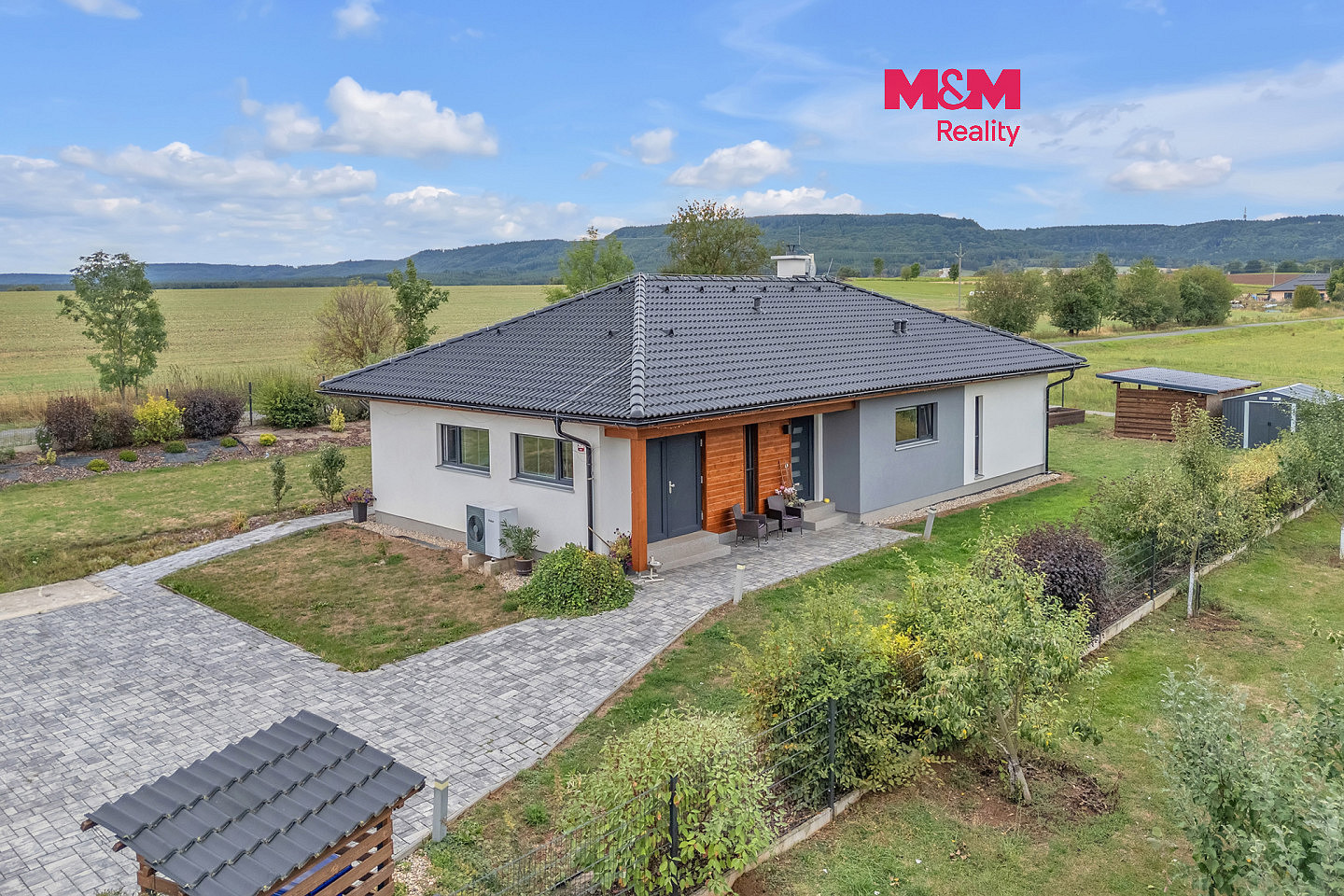 Prodej domu 108 m² s pozemkem 1 224 m²