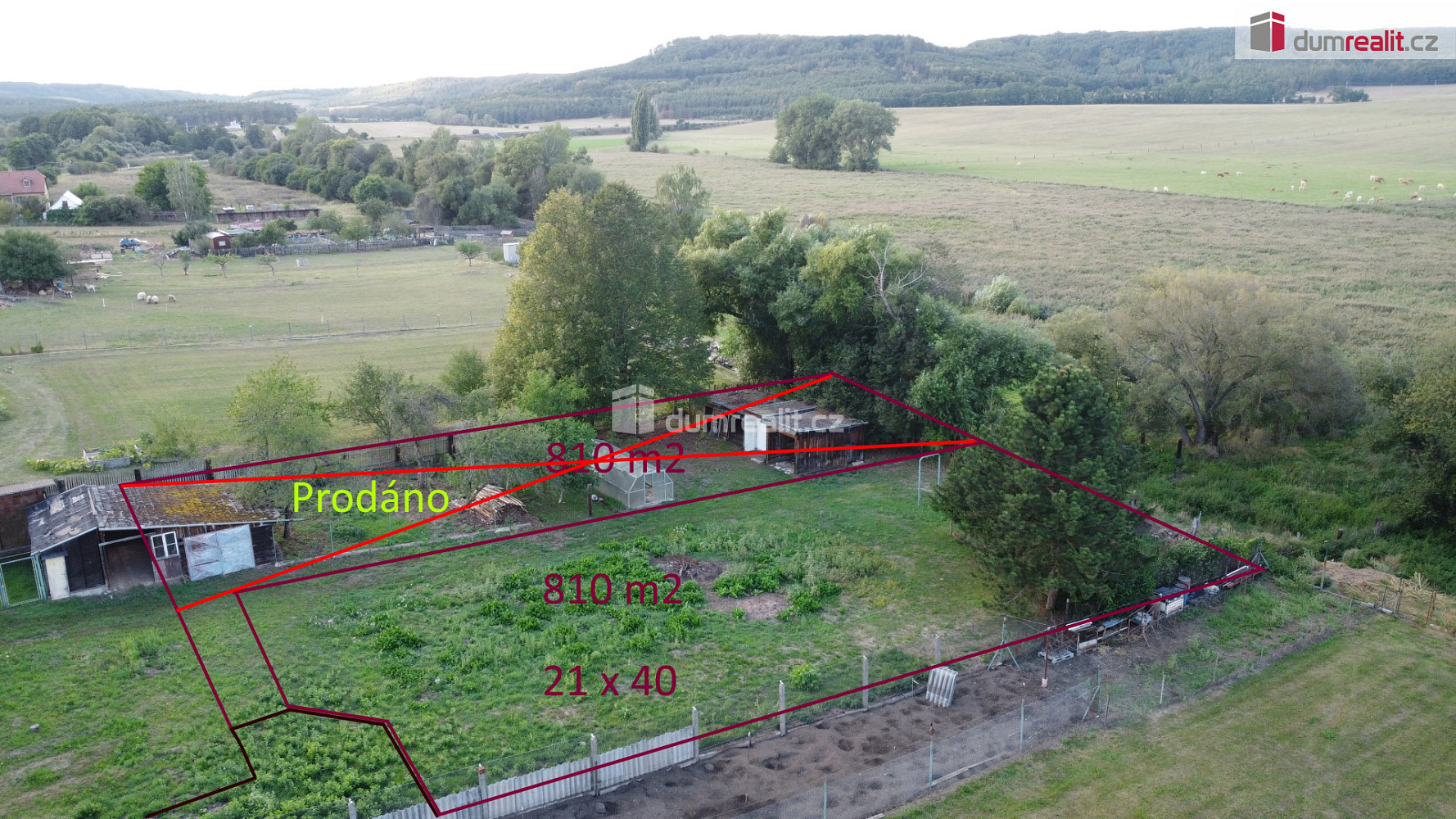Prodej stavebního pozemku 810 m² – fotografie 2