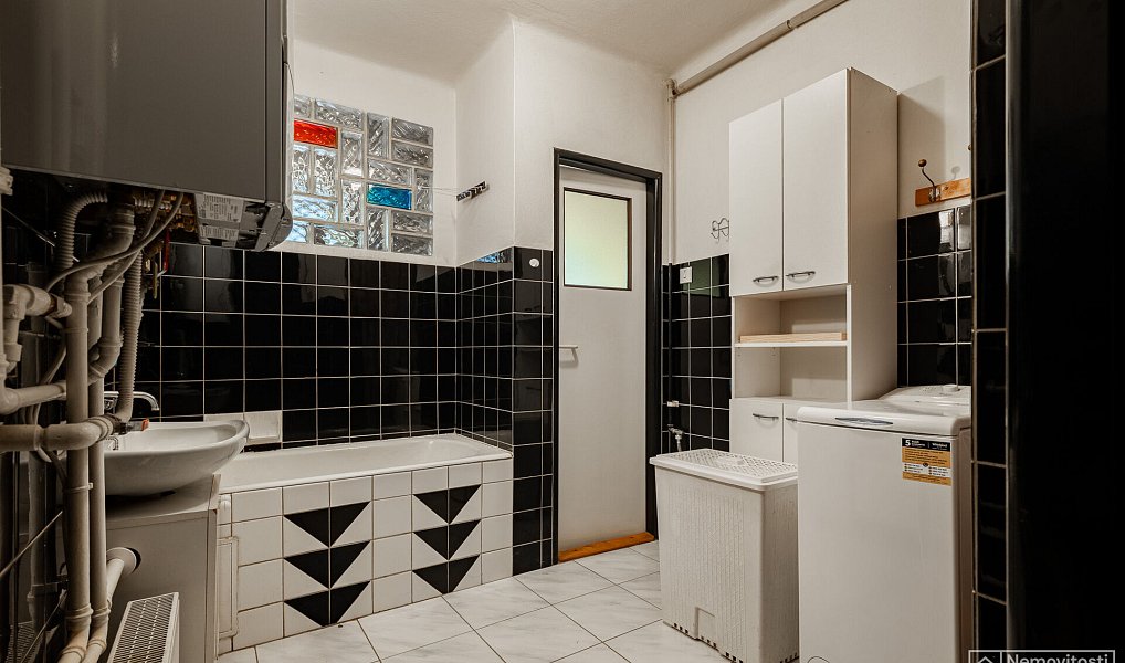 Prodej bytu 3+1 80 m², Písek – náhled fotky 3