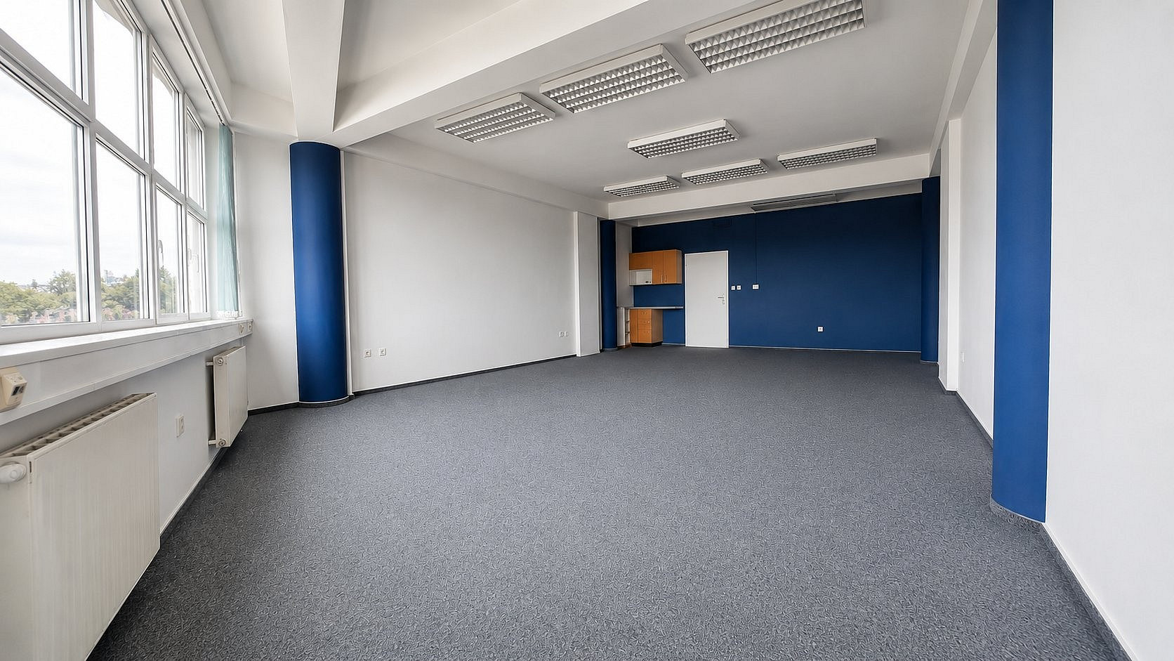 Pronájem kanceláře 57 m² – fotografie 2
