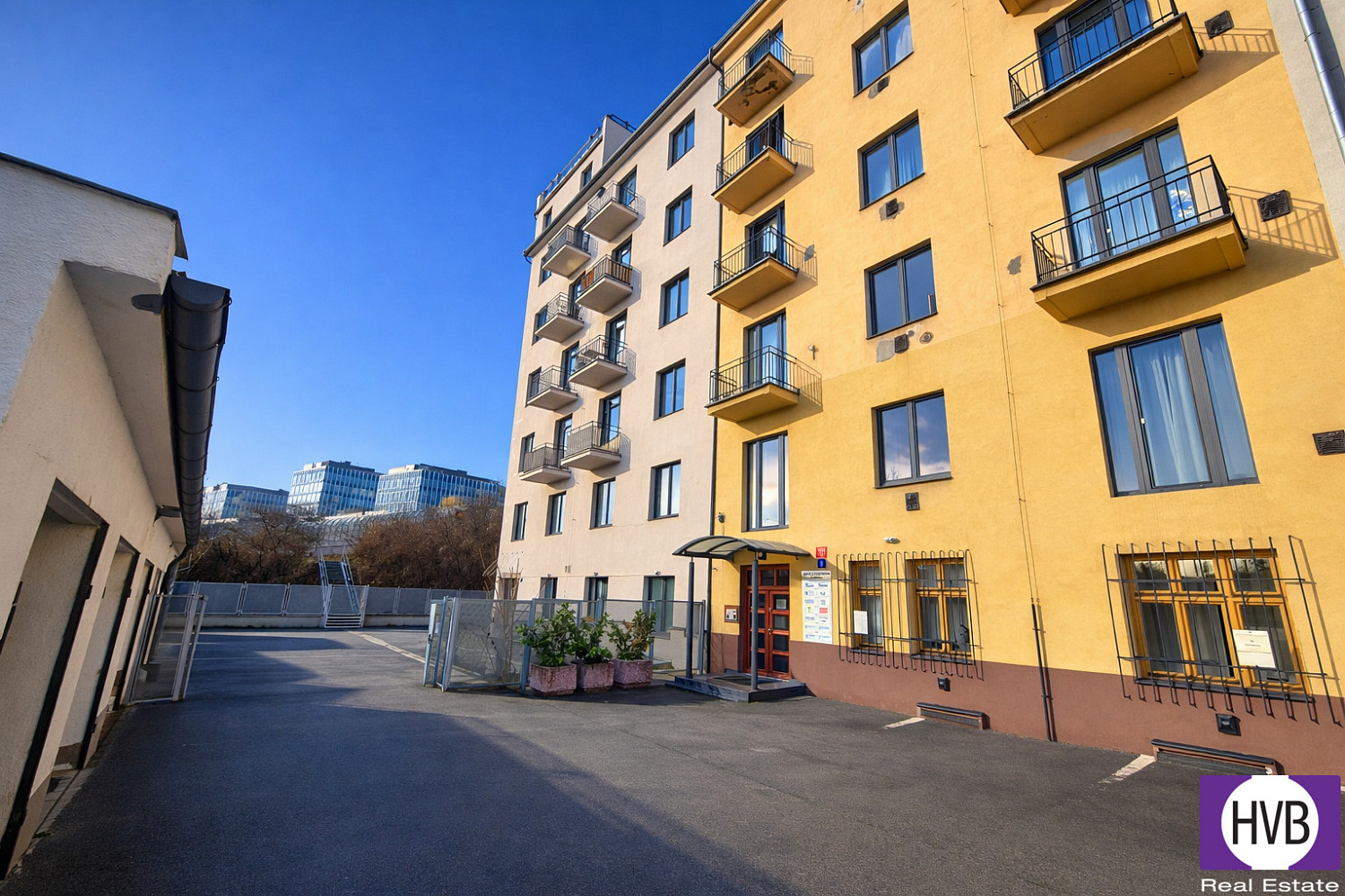 Prodej bytu 2+kk 67 m² – fotografie 3