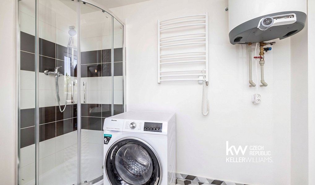 Prodej zahrady 640 m², Malé Žernoseky – náhled fotky 36