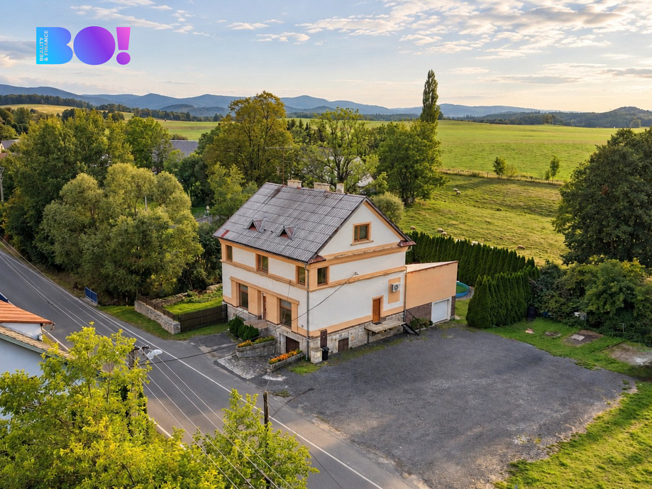 Prodej domu 260 m² s pozemkem 536 m²