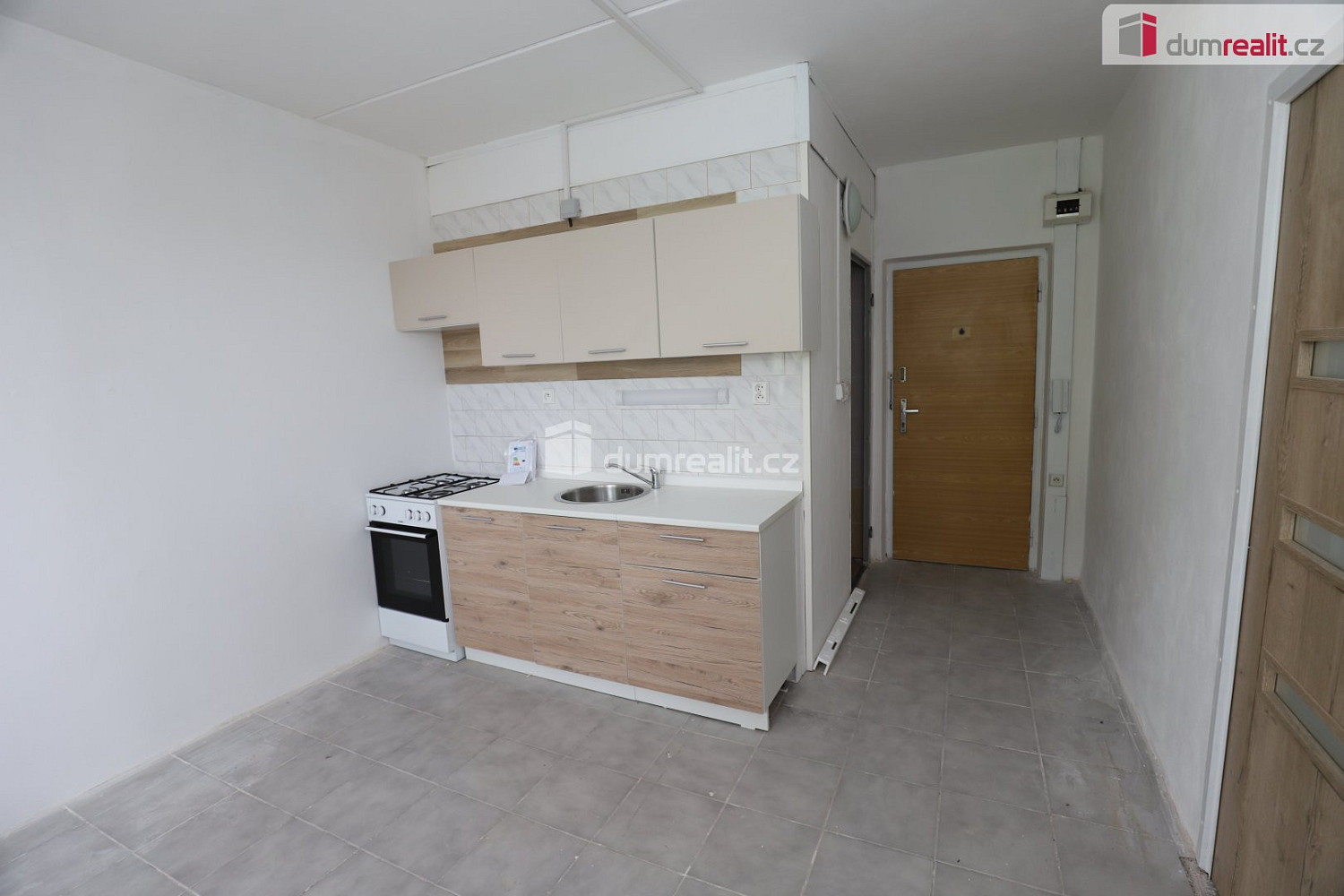 Pronájem bytu 1+1 36 m² — photo 2
