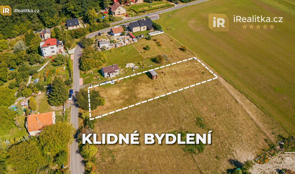 Prodej stavebního pozemku 1 910 m², Charvatce – náhled fotky 3