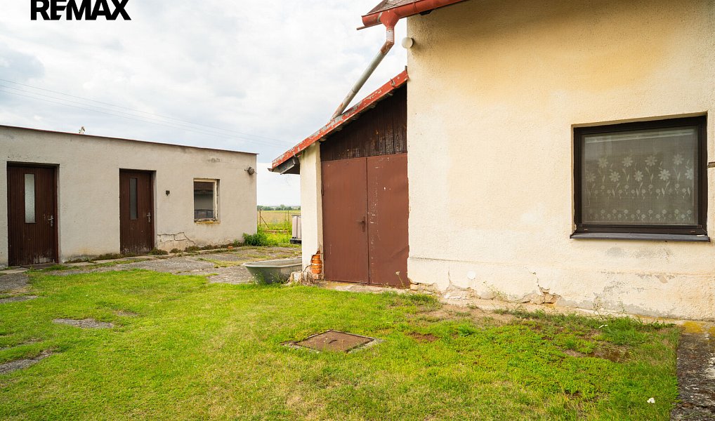 Prodej domu 120 m² s pozemkem 870 m², Brloh – náhled fotky 35