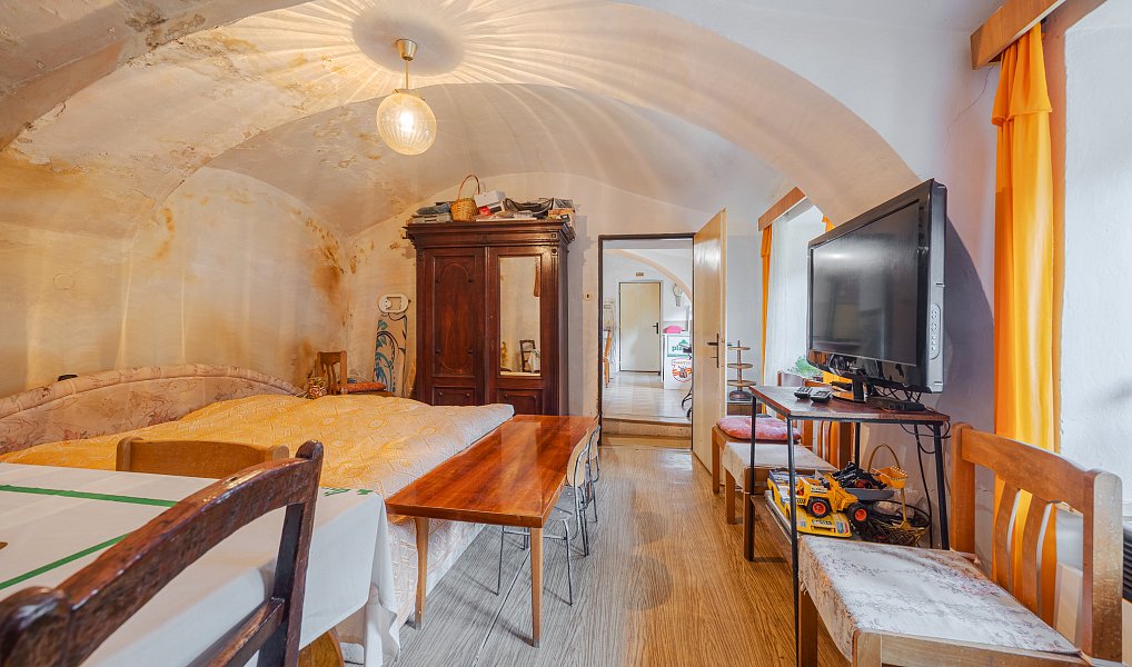 Prodej domu 240 m² s pozemkem 407 m², Kamenice – náhled fotky 9