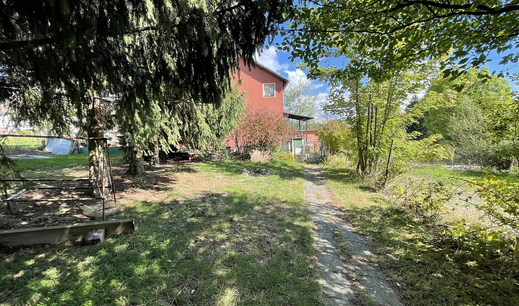 Prodej domu 160 m² s pozemkem 286 m², Hrob – náhled fotky 28