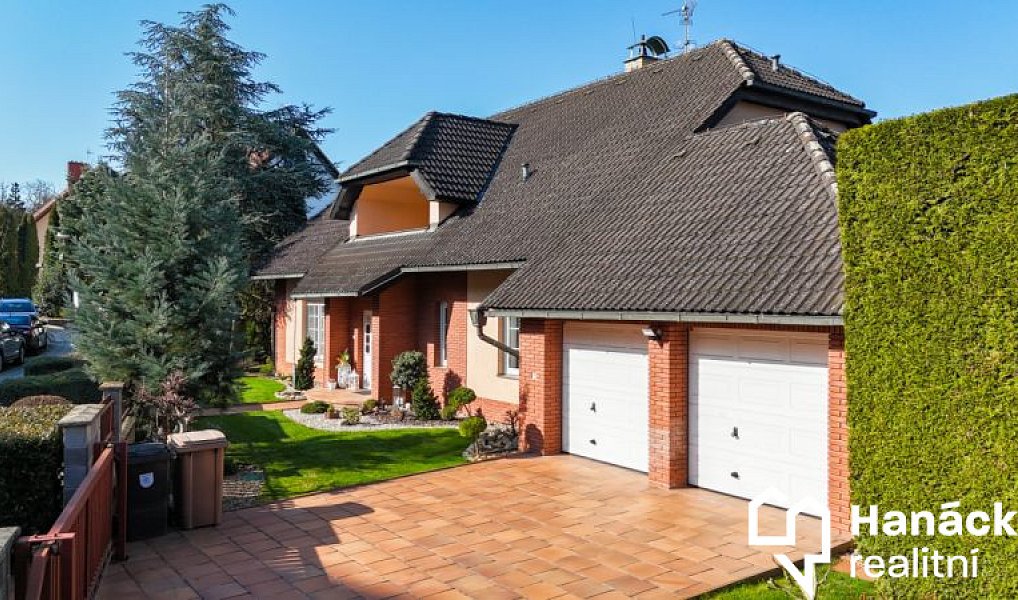 Prodej domu 269 m² s pozemkem 939 m², Olomouc – náhled fotky 30