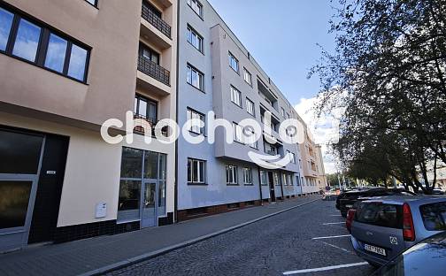 Pronájem bytu 3+1 76 m², Sukova třída, Pardubice - Zelené Předměstí