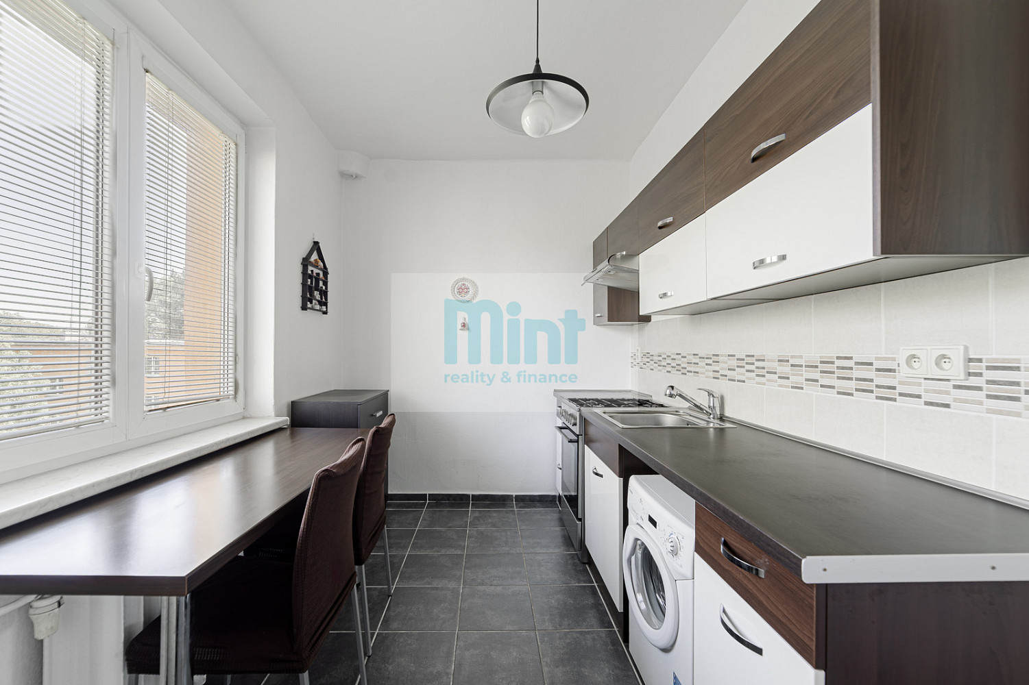 Prodej bytu 2+1 55 m² – fotografie 2