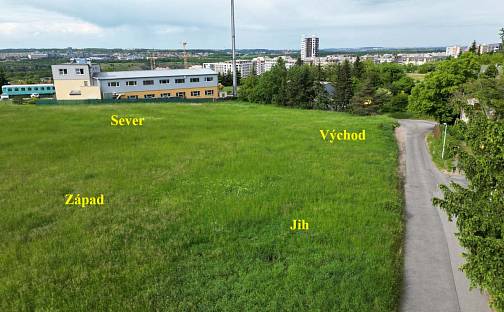 Prodej stavebního pozemku 3 725 m², Návětrná, Praha 5