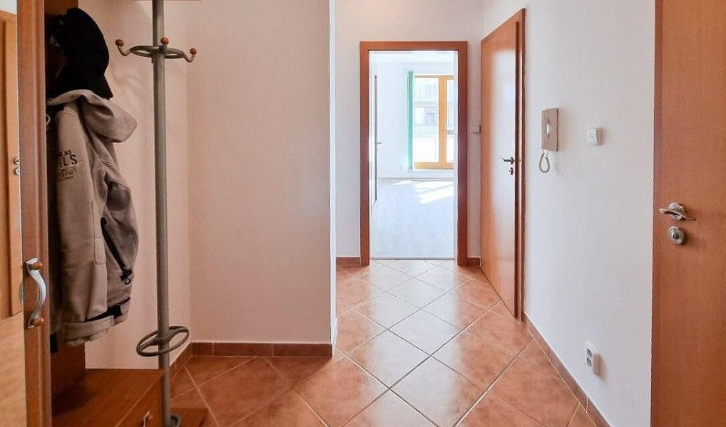 Pronájem bytu 2+kk 74 m², Praha – náhled fotky 11