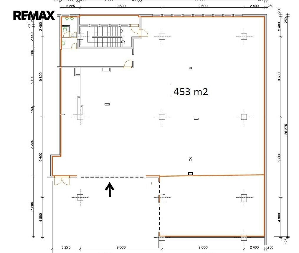Pronájem obchodních prostor 453 m² – fotografie 2