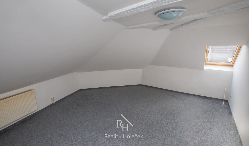 Prodej nájemního domu, činžáku 228 m², Kladno – náhled fotky 7