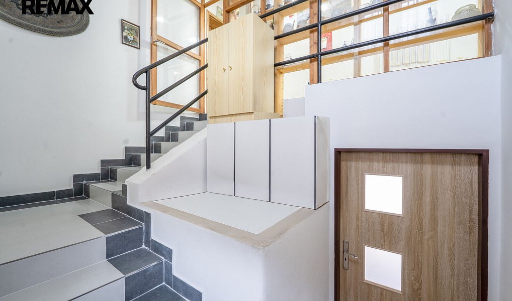 Prodej domu 180 m² s pozemkem 190 m², Stachy – náhled fotky 26