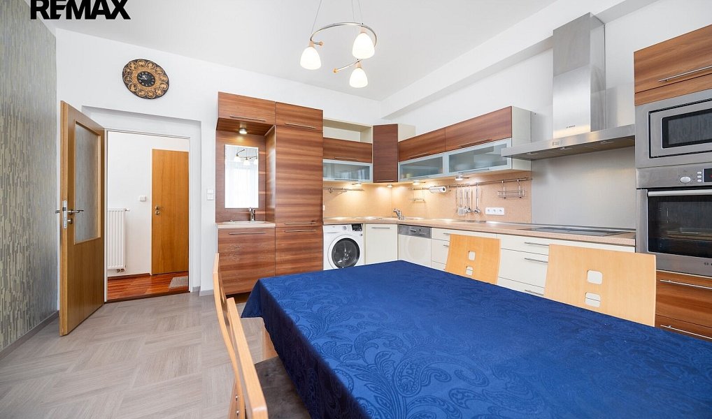 Prodej domu 216 m² s pozemkem 580 m², Praha – náhled fotky 6