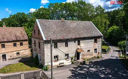 Prodej domu 245 m² s pozemkem 700 m², Býčkovice - Velký Újezd, okres Litoměřice