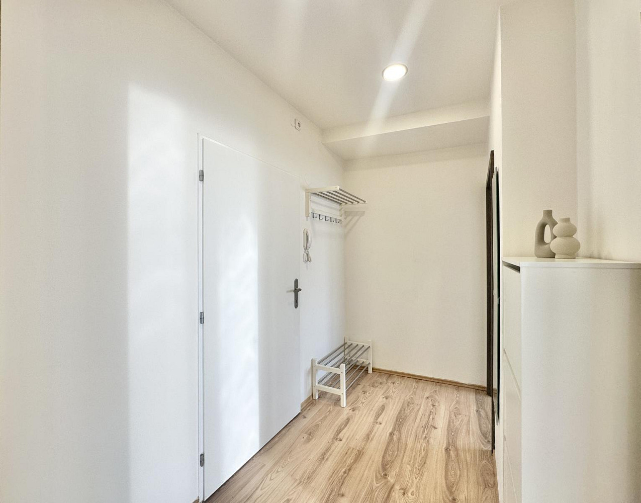 Pronájem bytu 2+kk 47 m² — photo 5