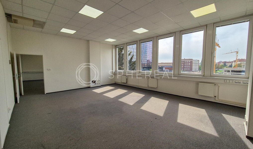 Pronájem kanceláře 91 m², Brno – náhled fotky 2